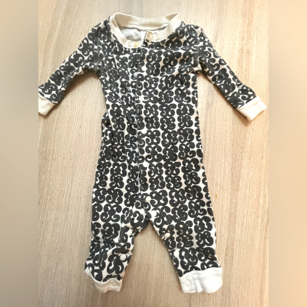 Uniqlo Marimekko 2 body suits 3-6 months